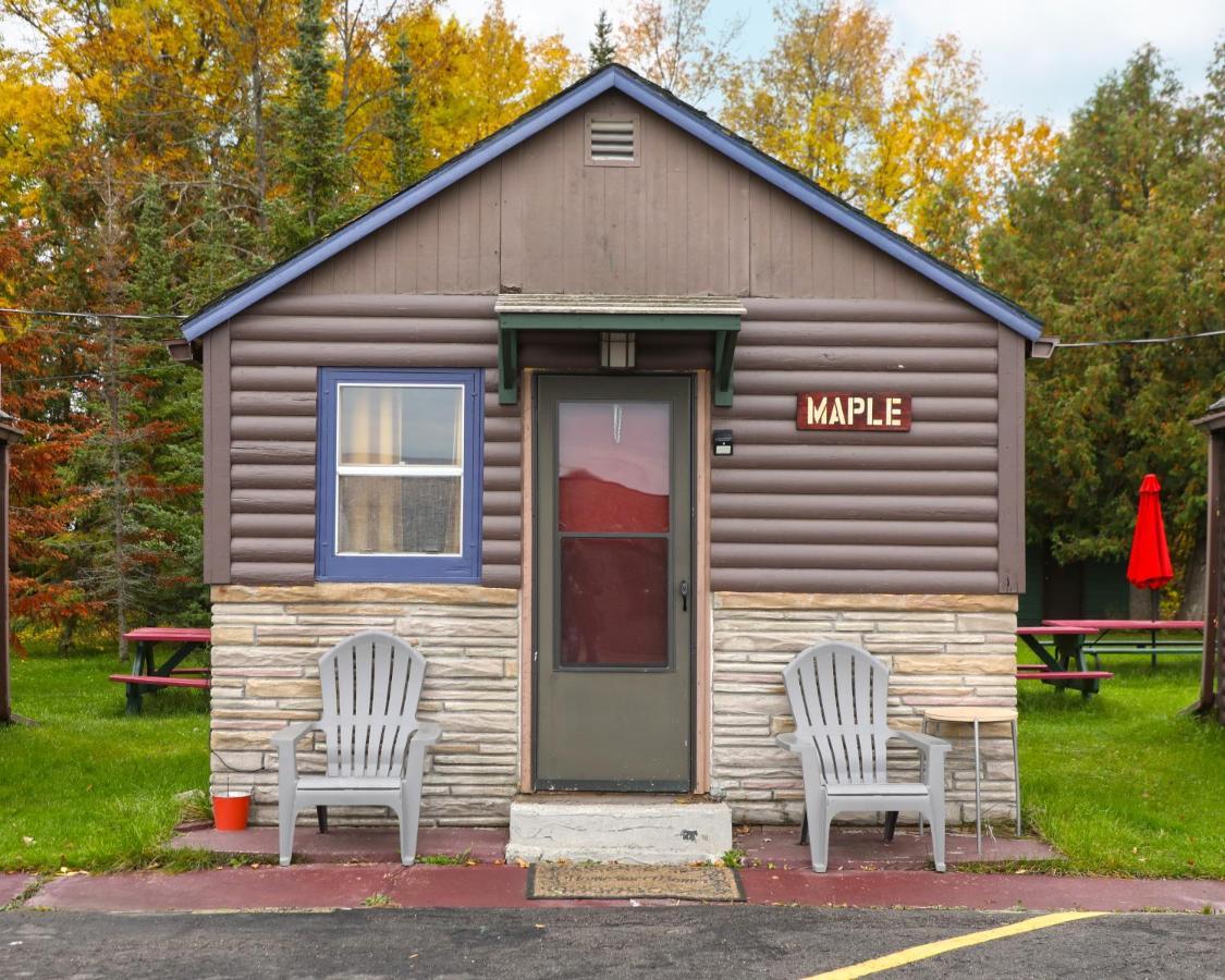 Hilltop Lodge&Cabins International Falls Exterior foto